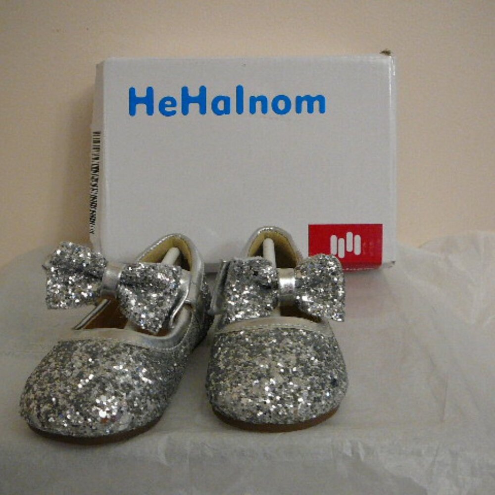 Toddler Girl's Silver Glittery Dress Party Formal Princess Shoes-Size 5-HeHainom